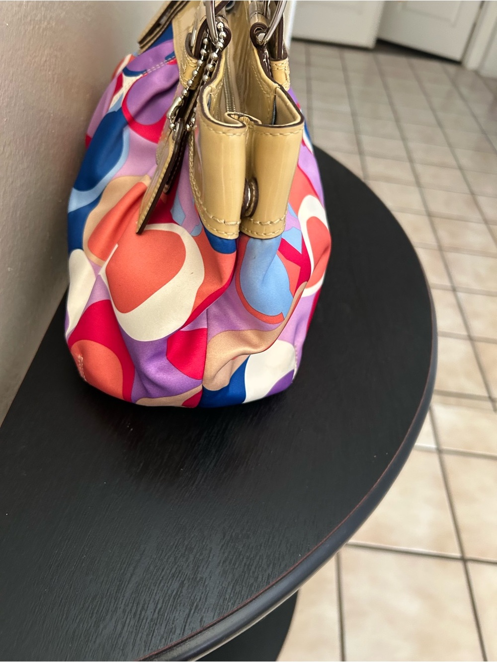 Coach Multicolor Circle Print Shoulder Bag with Beige Patent Trim - Picture 3 of 14